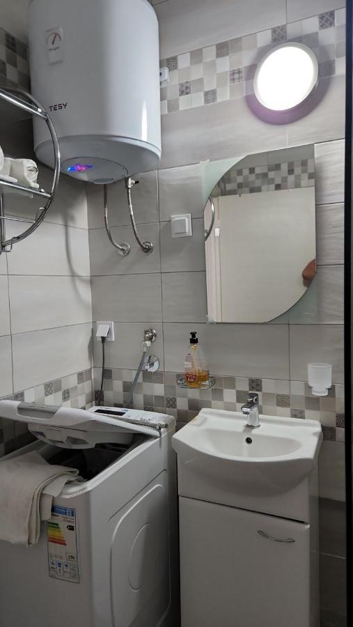 Apartmani Mia Sorajic Petrovac Exterior photo